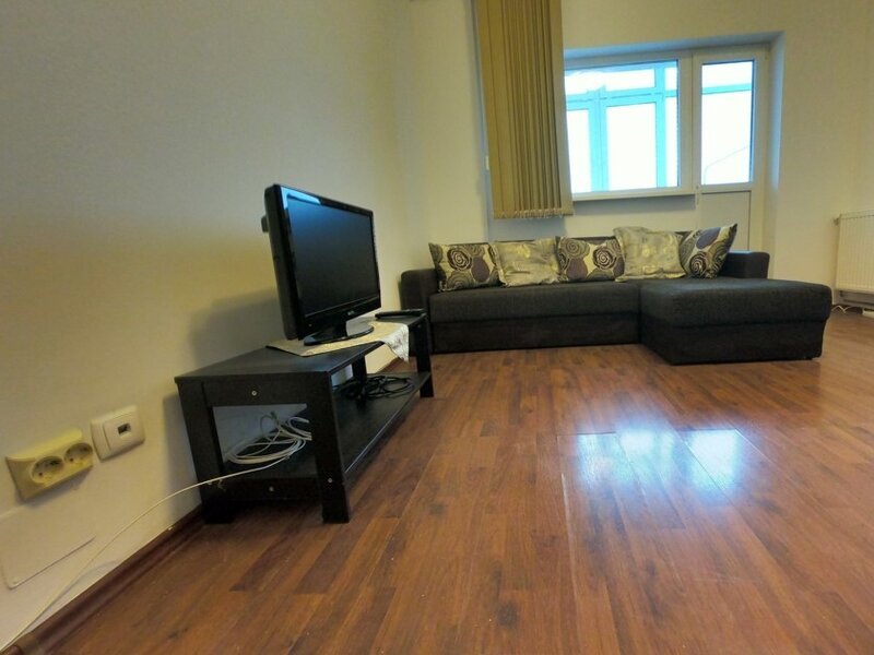 Armeneasca/ Mosilor vanzare apartament 2 camere cu centrala